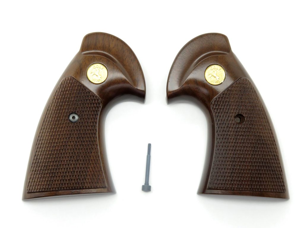 Colt Python early 3rd generation grips, 1974-1978 – Deer Hollow ...